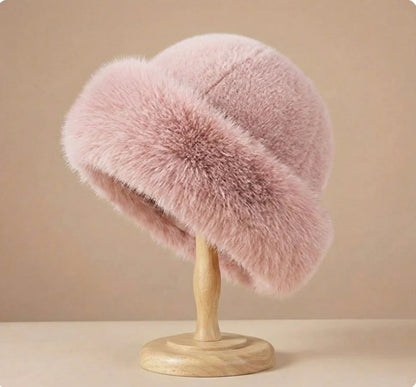 LuxeFur Winter Beret in Soft Wool (Limited Edition)